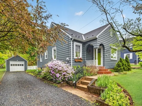 63 Laurel Ave, Franklin Twp., NJ 08528