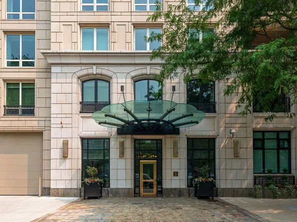 840 N Lake Shore Dr APT 1801, Chicago, IL 60611