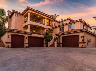 22088 Mustang Ct, Canyon Lake, CA 92587