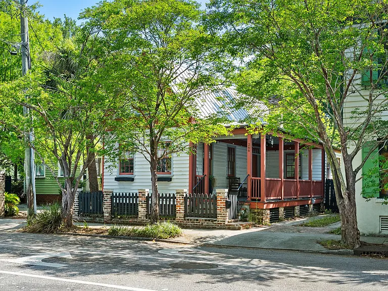266 Ashley Ave — Photo 1
