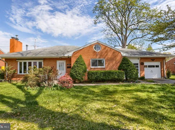 3802 Darby Rd, Harrisburg, PA 17109