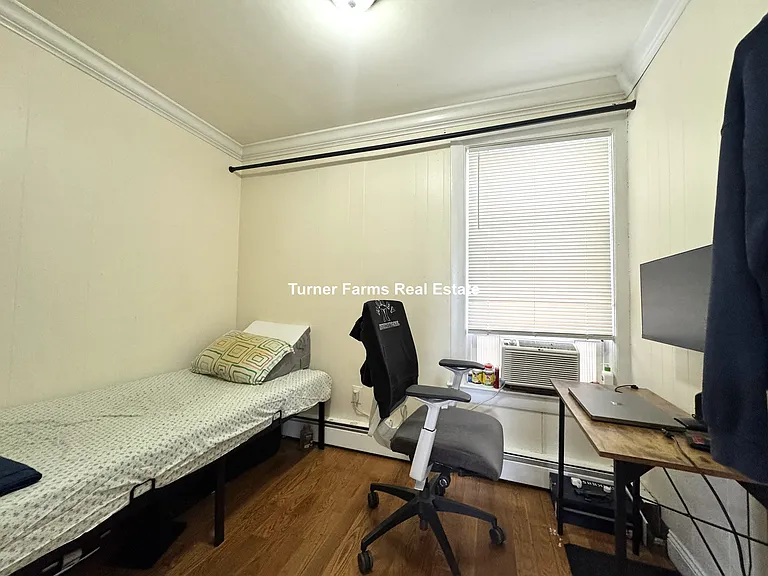 30 Wordsworth St #2F — Photo 13