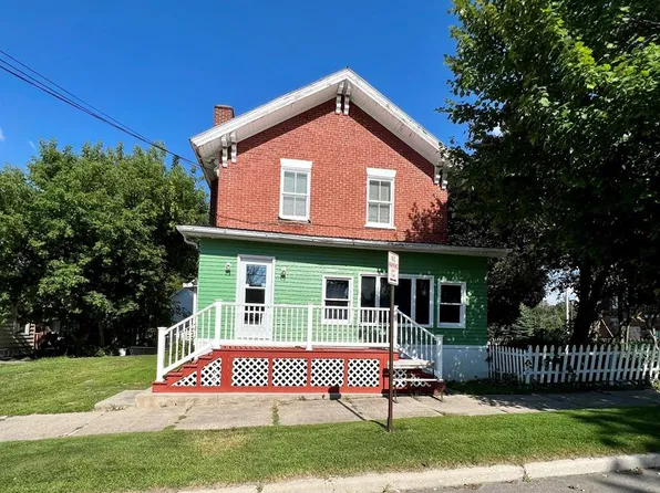 20 Webster St, Malone, NY 12953
