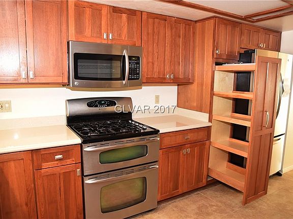 4th image of 5060 Mesa View Dr