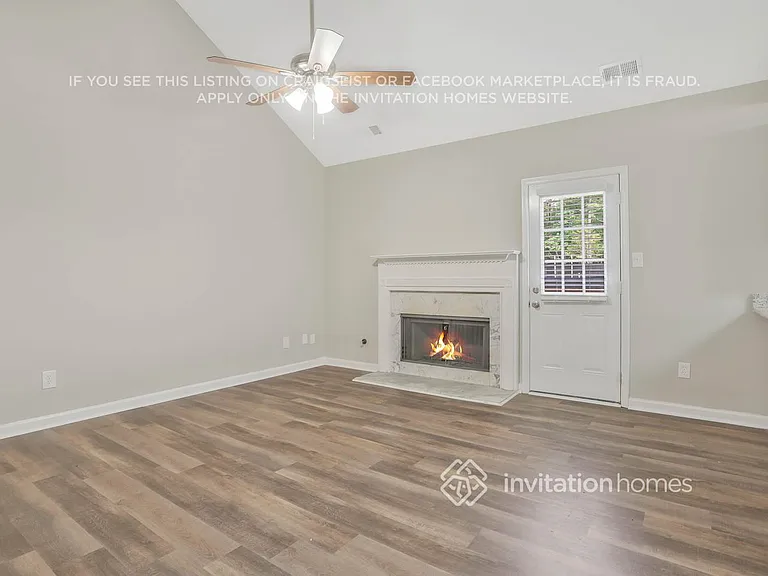 350 Mountain Way — Photo 4