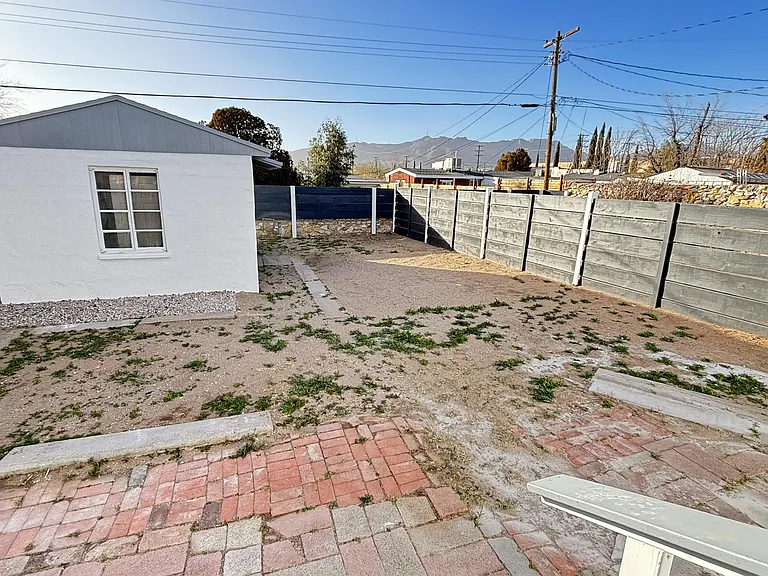 821 Olson St #B-1 — Photo 19