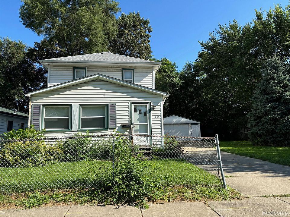 1st image of 1011 E Elza Ave