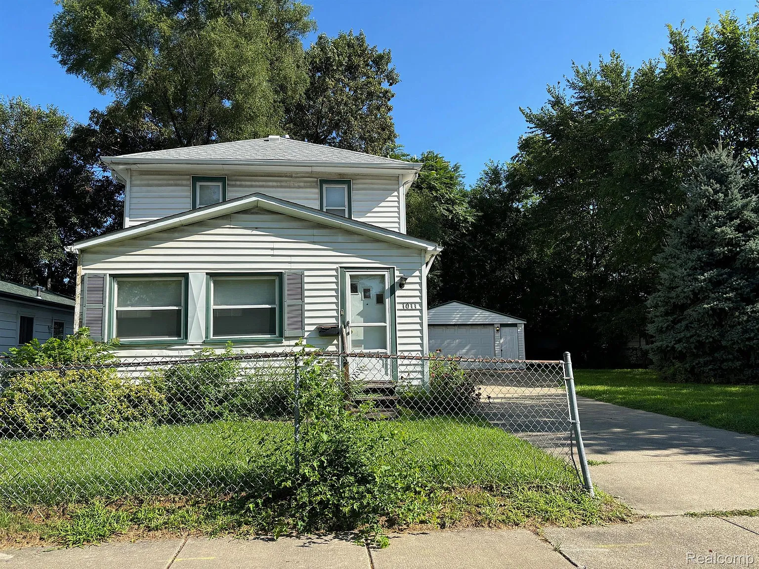 1011 E Elza Ave photo 1