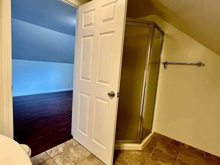 760 N El Molino Ave — Photo 13