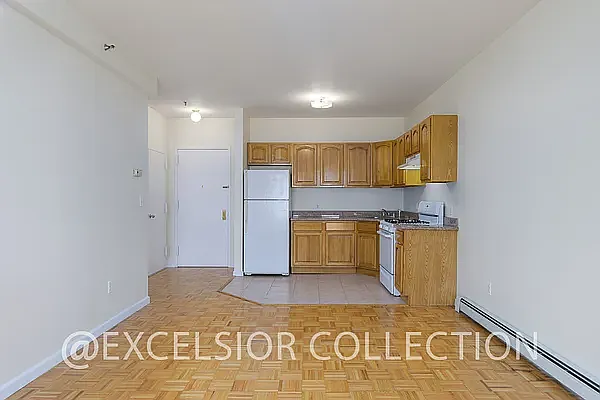 Rented by The Excelsior Collection LTD | media 10
