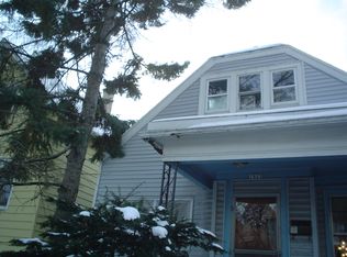 1923 S 20th St, Milwaukee, WI 53204