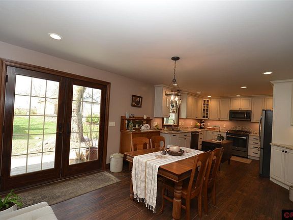 4th image of 1044 Orchard Rd