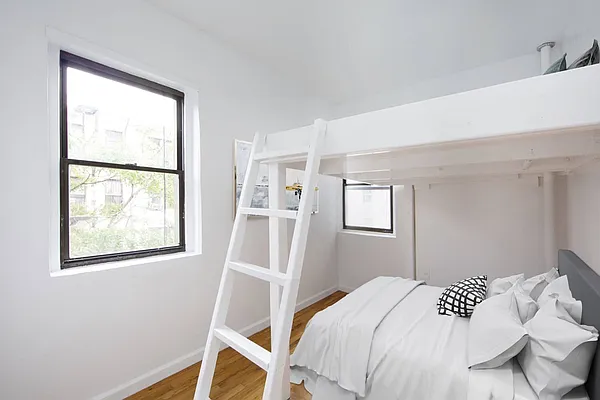 Rented by R New York | media 19