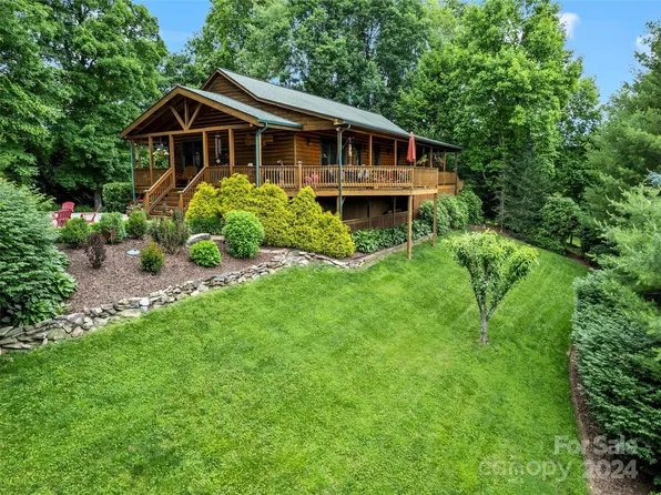 175 Ironwood Dr, Clyde, NC 28721