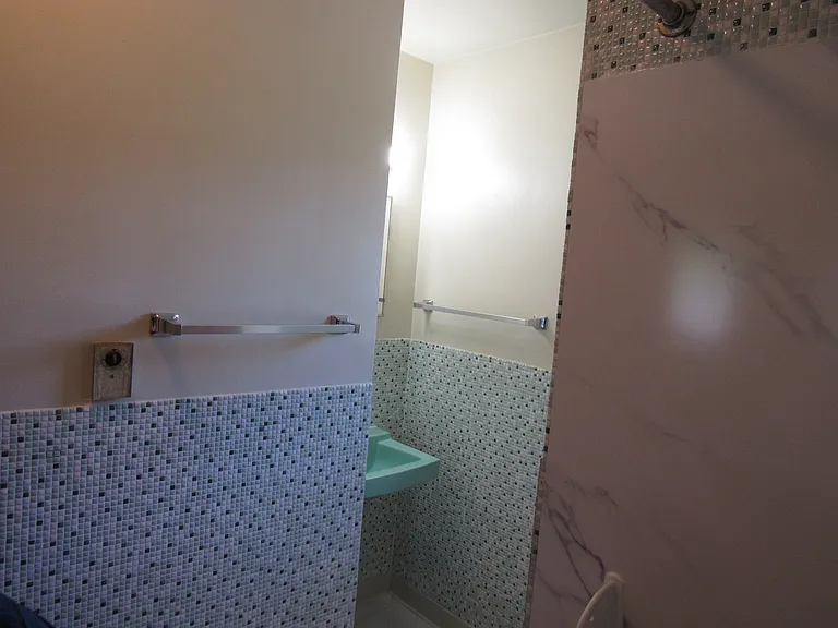 1020 Stonybridge Dr — Photo 11