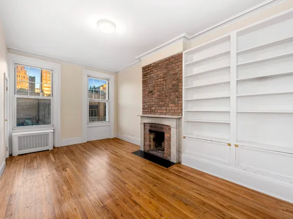 308 Bleecker Street image 1 of 7