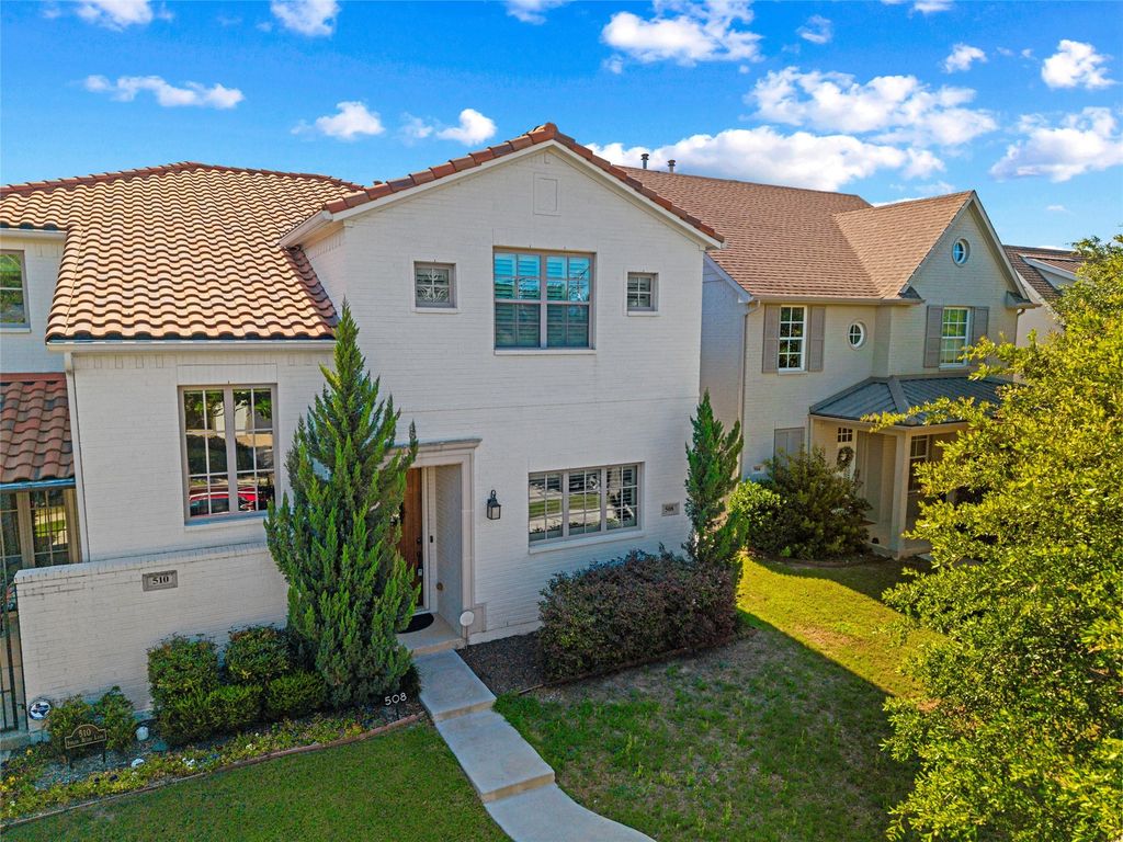 508 Sheer Bliss Ln, Fort Worth, TX - View 4