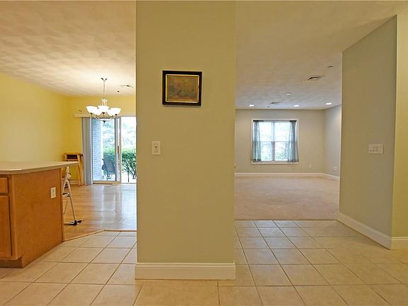 5th image of 200 Roger Williams Ave Unit 307