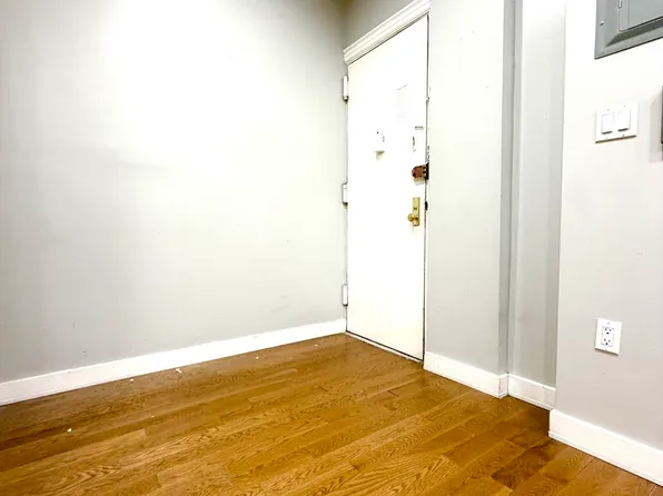 1610 Bedford Avenue image 4 of 12