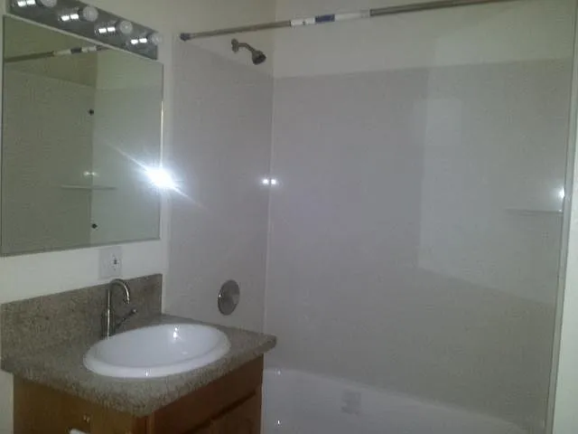 415 Foothill Blvd — Photo 2