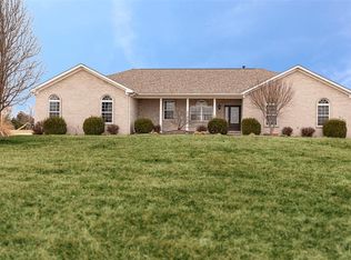 23 Blackjack Rd, Troy, IL 62294