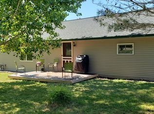 3121 Abbey Rd, Cheboygan, MI 49721