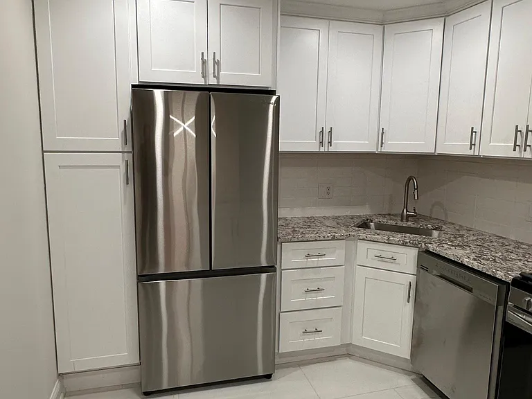 1 N Chestnut Ave #1B — Photo 5