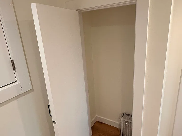 97 Forrest Ave — Photo 17