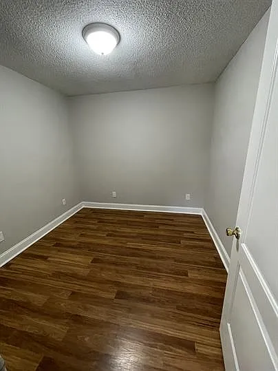 2231 Loophole Dr — Photo 5