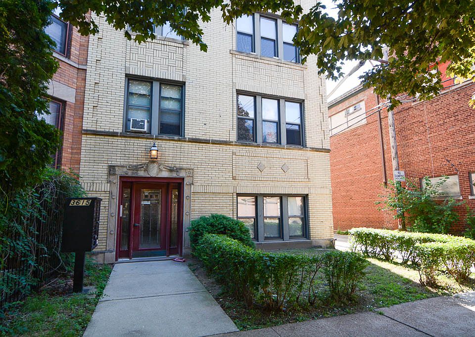 1st image of 3615 N Paulina St APT 3B