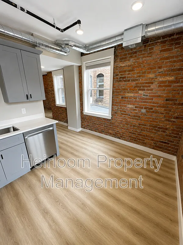 1 bed, 1.0 bath, 800 sqft, $1,400 — Photo 2