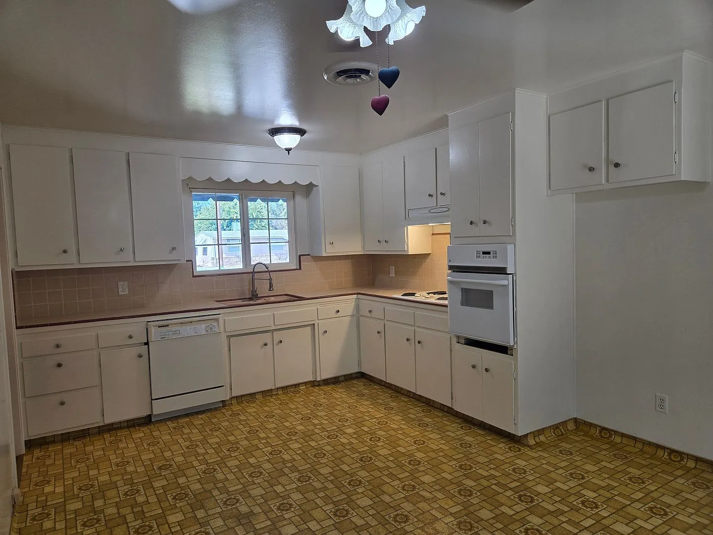 940 Julian Street, Turlock — Photo 4