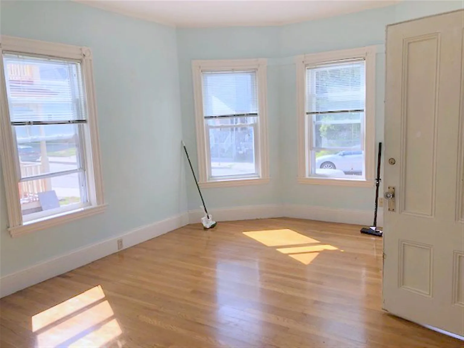 2 bed, $2,700 — Photo 2