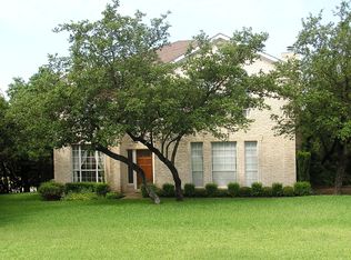 101 Rudder Dr, Lakeway, TX 78738