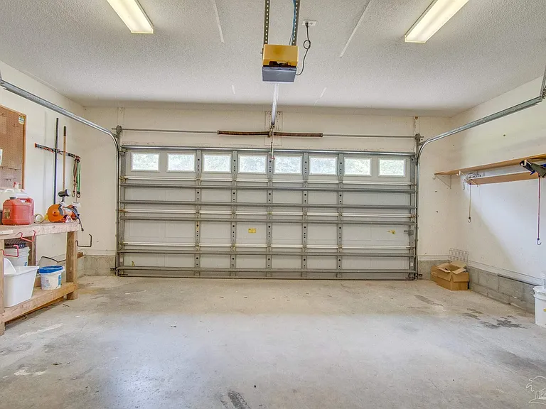 2745 Monroe St — Photo 20