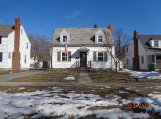 82 Northfield Rd, Rochester, NY 14617