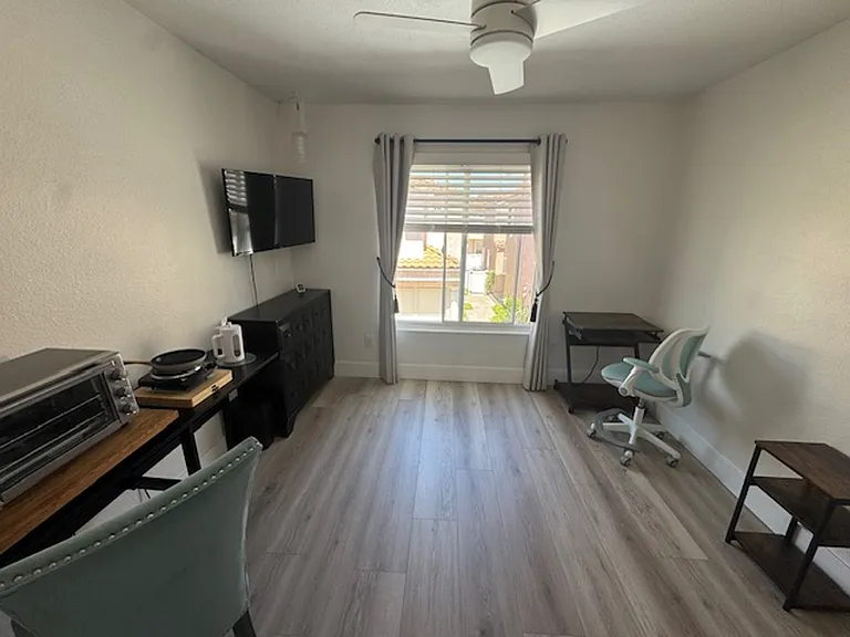 1379 Serena Cir #3 — Photo 4