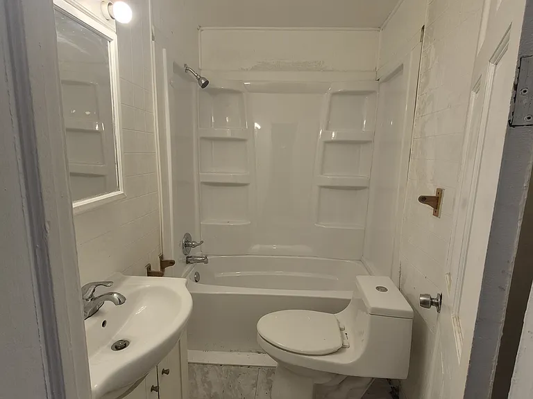 3634 Alvina Ave — Photo 10