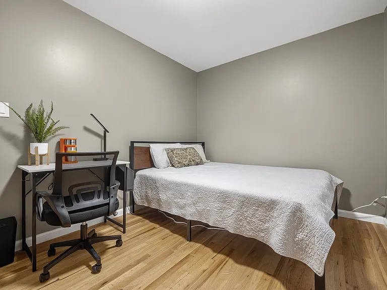 352 Harris Manor Dr SW — Photo 5