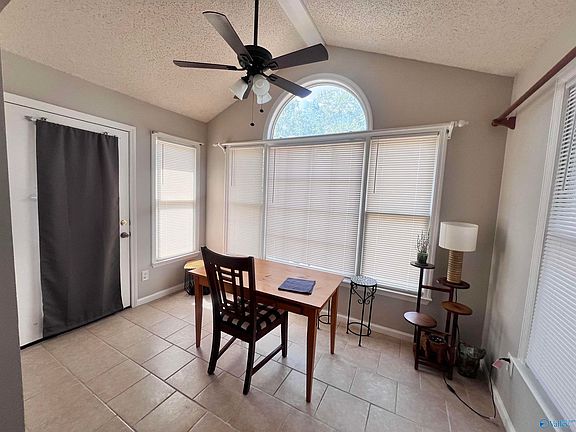 3rd image of 1809 Liberty Dr