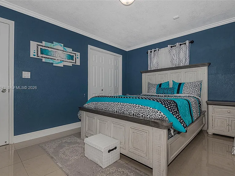 5711 Farragut St — Photo 14