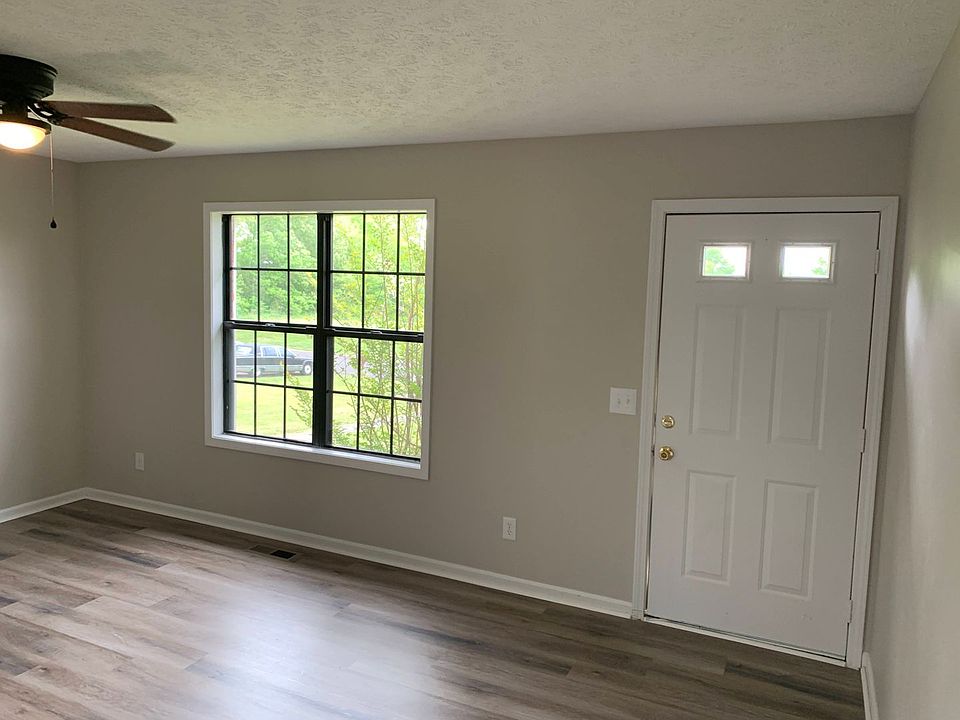 1st image of 902 Hillwood Dr #A