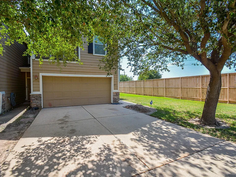 6171 Yorktown Meadow Ln
