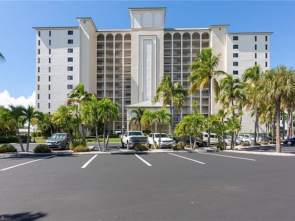 3rd image of 17170 Harbour Point Dr APT 1134