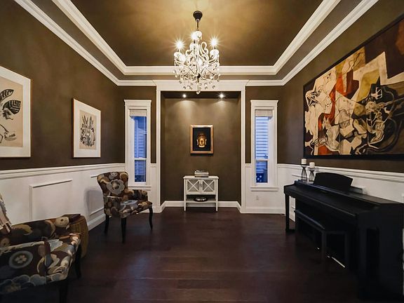 5th image of 2258 Madrona Pl