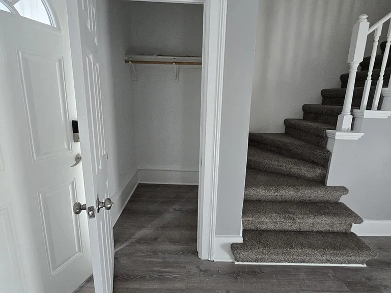222-224-226 Margaret St — Photo 10