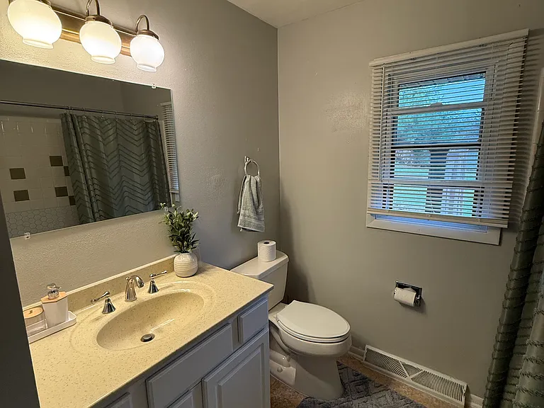 647 Poppy Dr — Photo 15