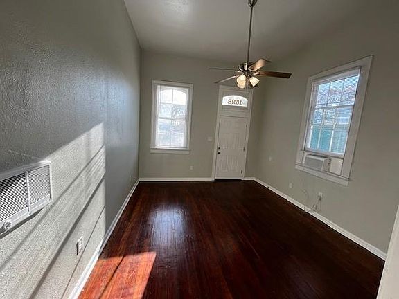3rd image of 1530 Painters St