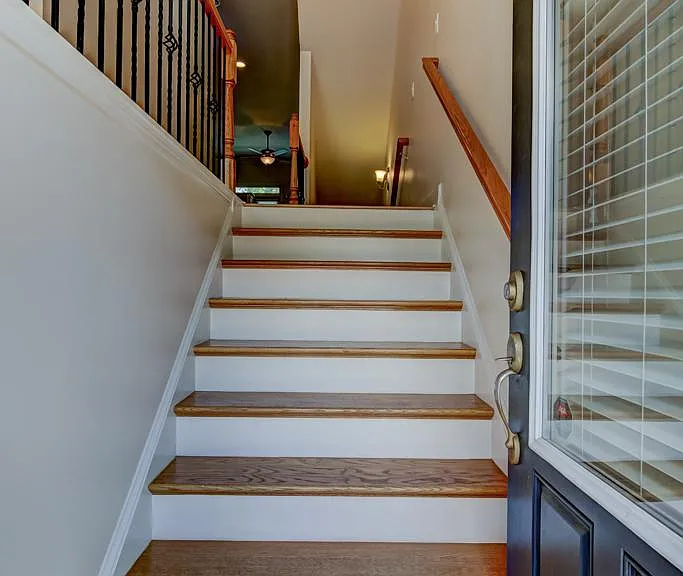 2027 Cobblestone Cir NE — Photo 5