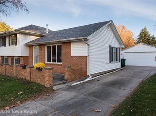 4507 63rd St, Urbandale, IA 50322